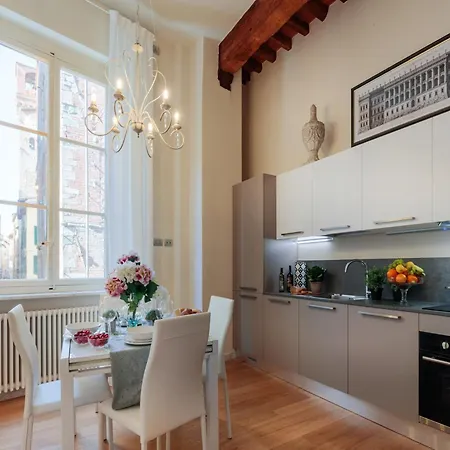 Apartment In Near Clock Tower Lucca