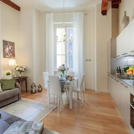 In Near Clock Tower Apartment Lucca