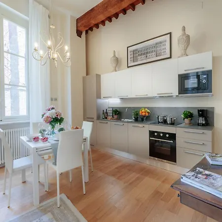 Apartment In Near Clock Tower Lucca